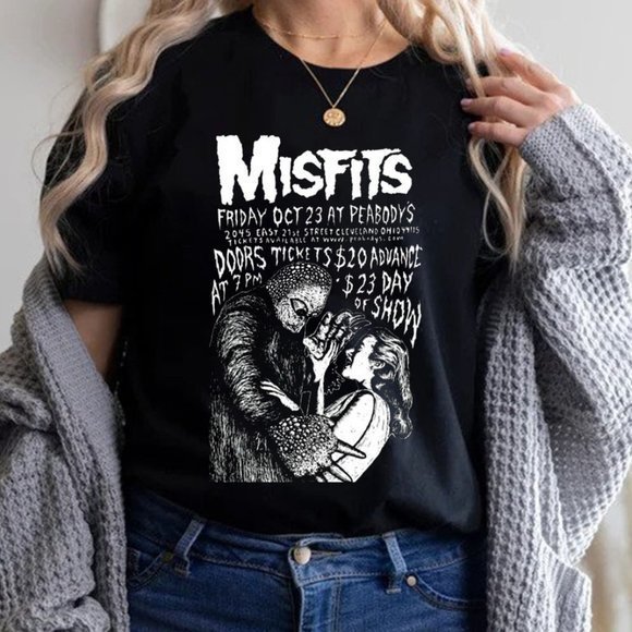 Horror Misfits Retro T-Shirt For Fans, Horror Punk Rock Band Fans Gift Tee Shirt - Picture 1 of 4